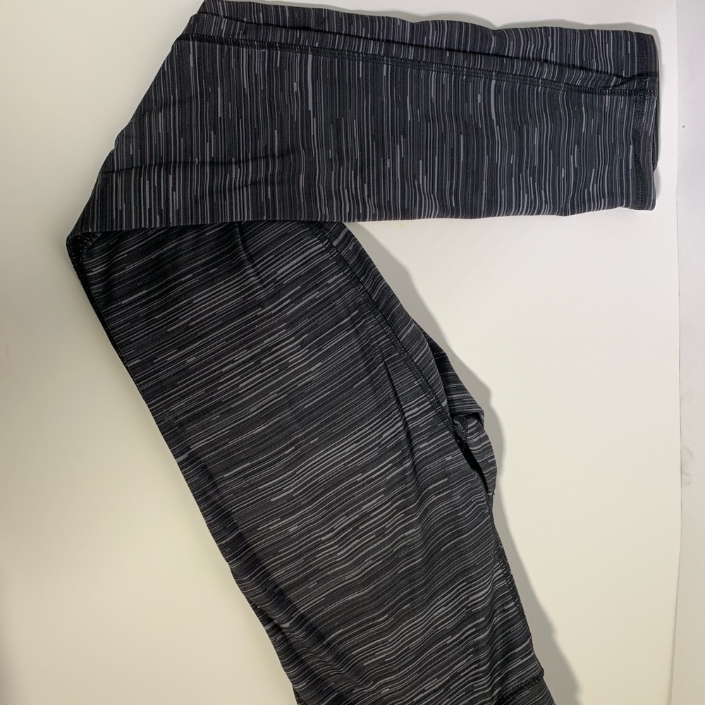 Women’s Champion duo-dry Small athletic leggings